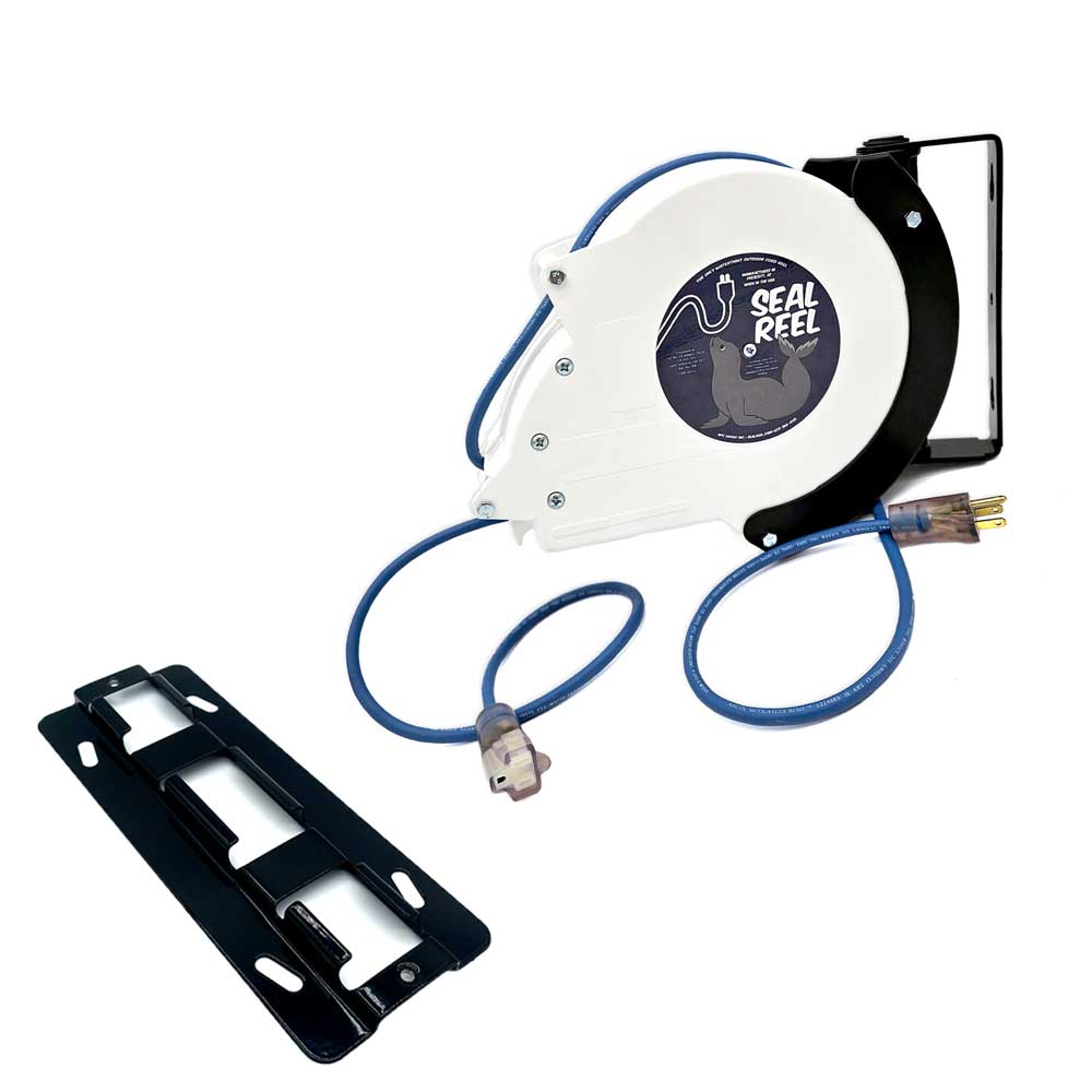 30ft 14/3 with 20 Amp Breaker Extension Cord Reel On Swivel Bracket - Image 2
